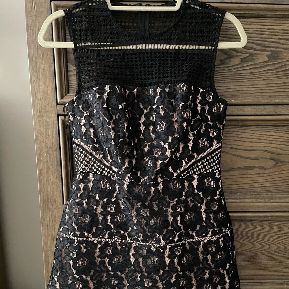 Aidan Mattox black lace dress size 4